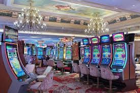 anakpion platform showing sportsbook, live casino, and slots product range